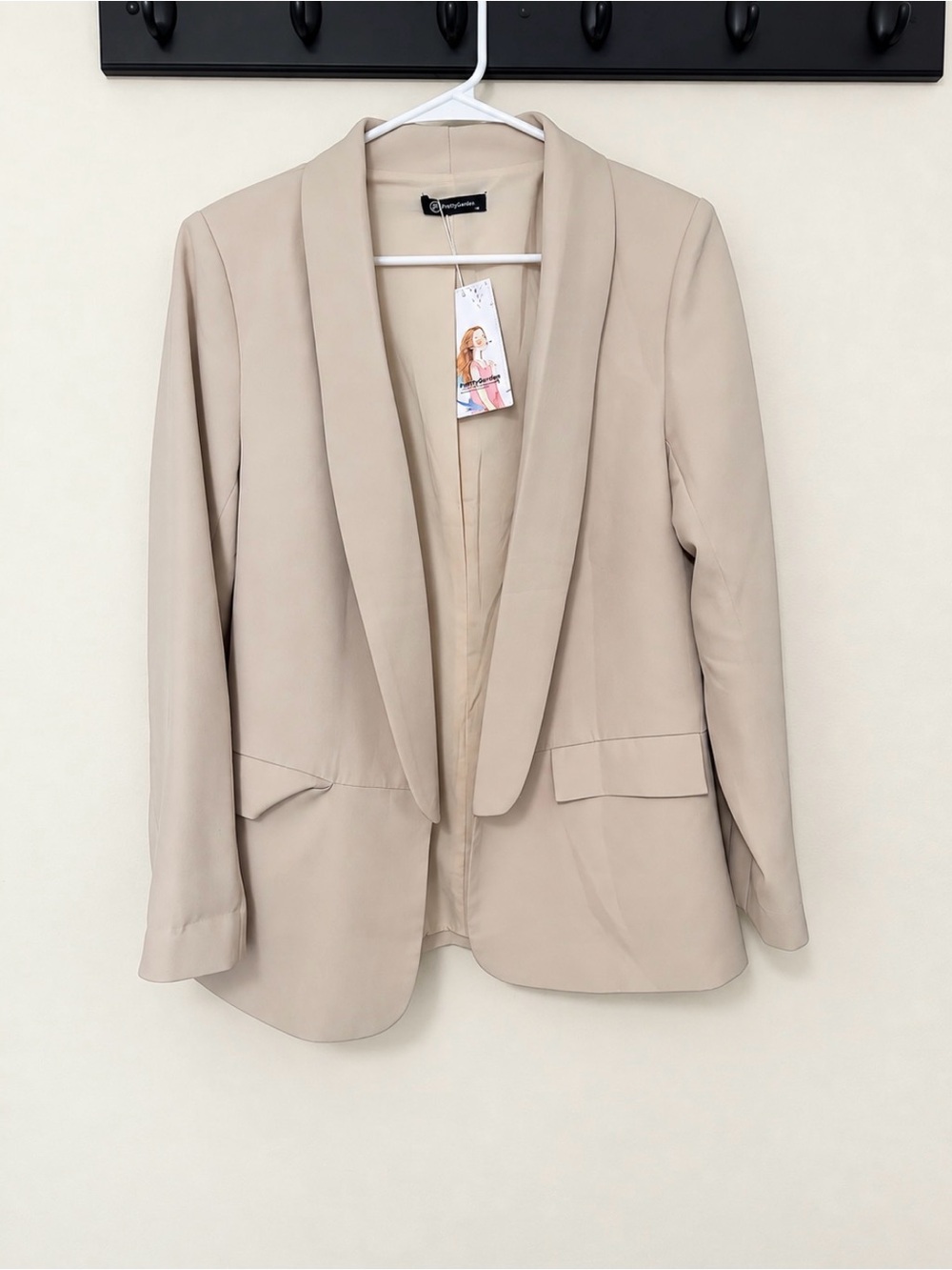 Tailored Shawl Collar Blazer in Light Beige